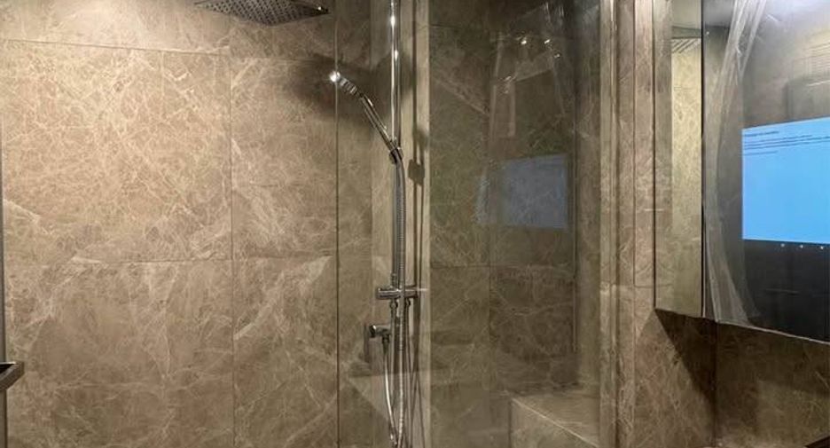 For sale 1 bed condo in Huai Khwang, Bangkok