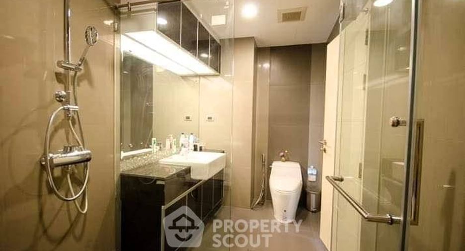 À louer et à vendre 2 chambres condo à Khlong Toei, Bangkok