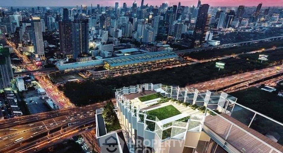For sale 1 Beds condo in Huai Khwang, Bangkok