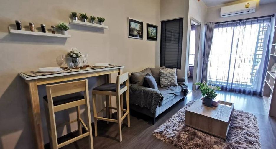 Condo en alquiler de 1 habitaciones en Phra Khanong, Bangkok
