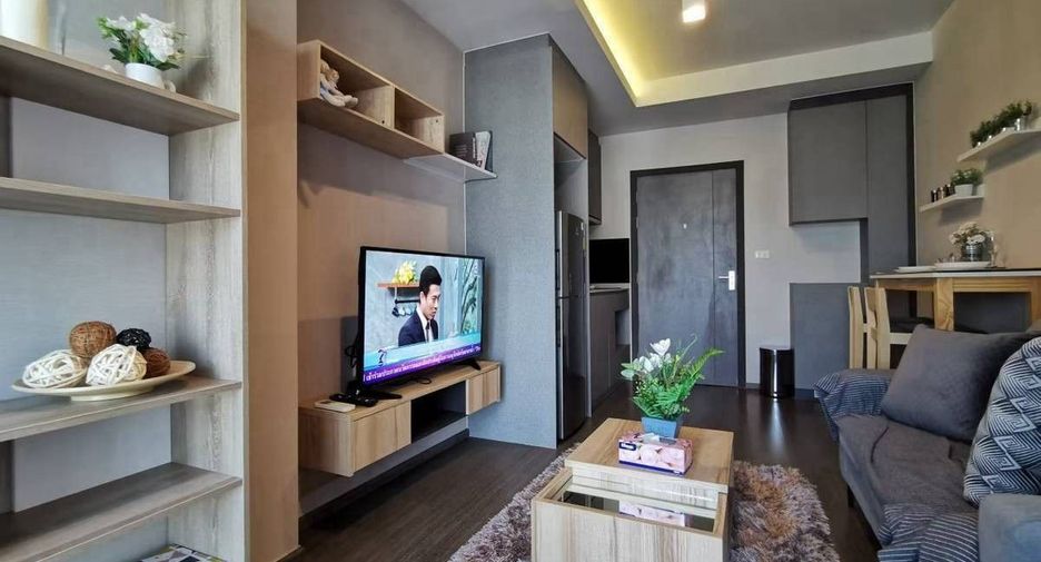 Condo en alquiler de 1 habitaciones en Phra Khanong, Bangkok