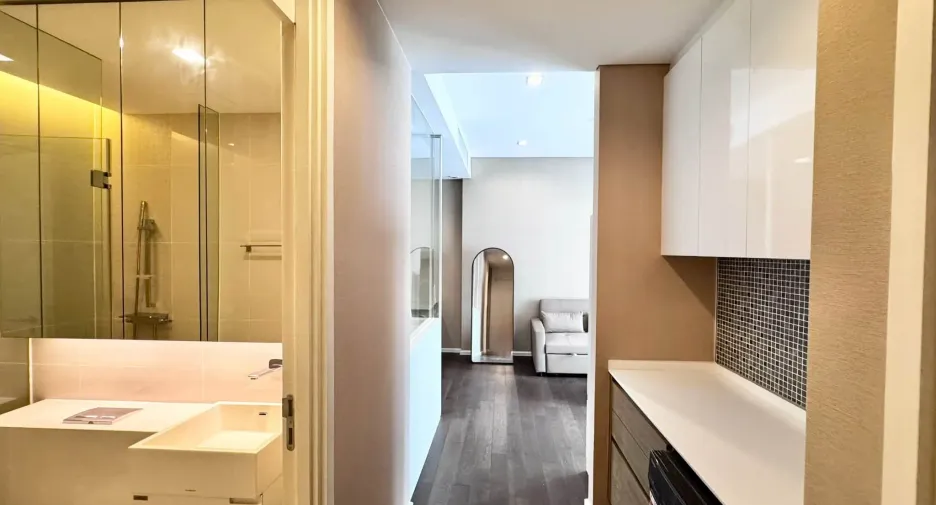 For rent 2 bedrooms condo in Chatuchak, Bangkok
