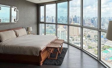 Condo en venta de 3 habitaciones en Khlong Toei, Bangkok