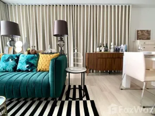 Wohnung zur Miete mit 2 Zimmer in Pathum Wan, Bangkok