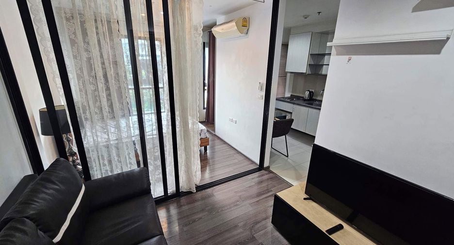 Wohnung zur Miete mit Studio in Watthana, Bangkok