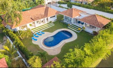 À vendre 4 chambres villa à Ko Samui, Surat Thani