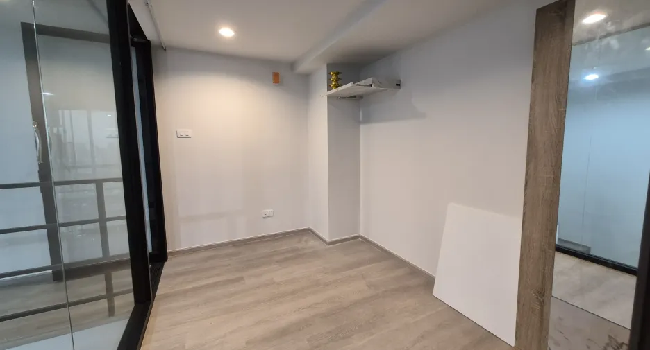 Wohnung zur Miete mit 2 Zimmer in Bang Phlat, Bangkok