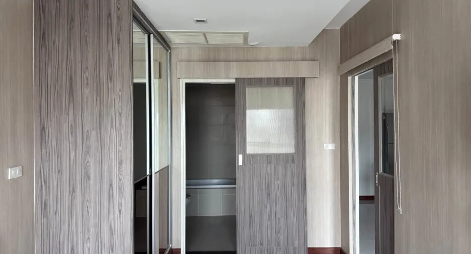 For rent 1 Beds condo in Khlong Toei, Bangkok