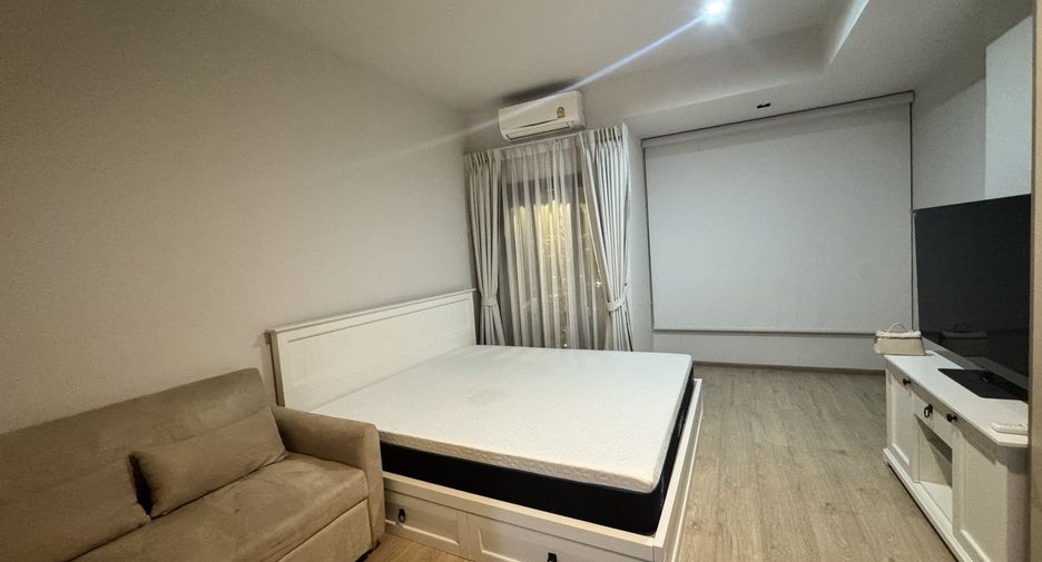 Wohnung zum Kauf mit 1 Zimmer in Huai Khwang, Bangkok