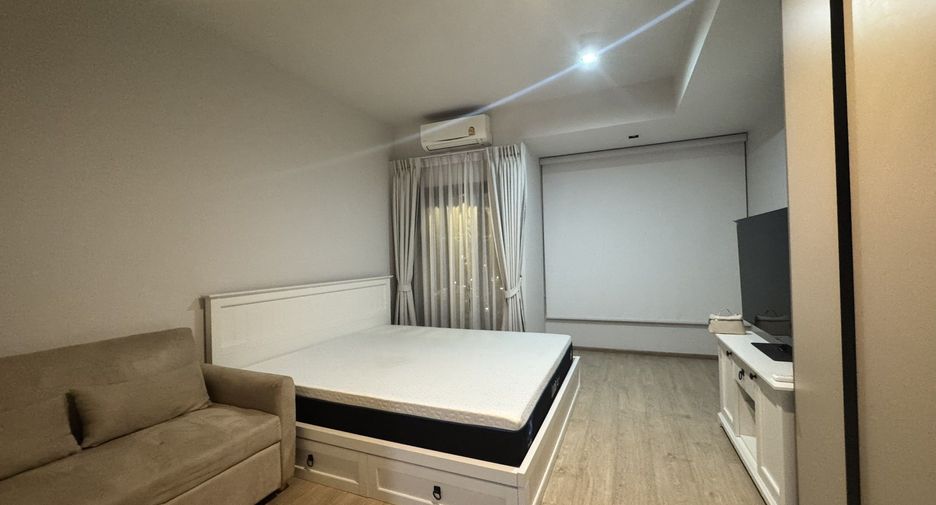 Wohnung zum Kauf mit 1 Zimmer in Huai Khwang, Bangkok