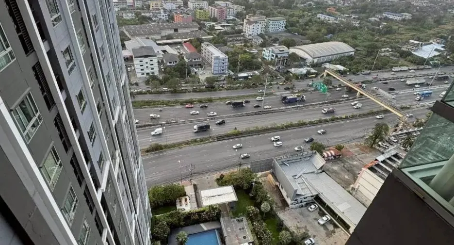 Wohnung zum Kauf mit 1 Zimmer in Bang Khae, Bangkok