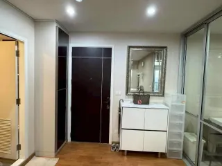 Продажа 1 кровать кондо в Банг Кхае, Бангкок