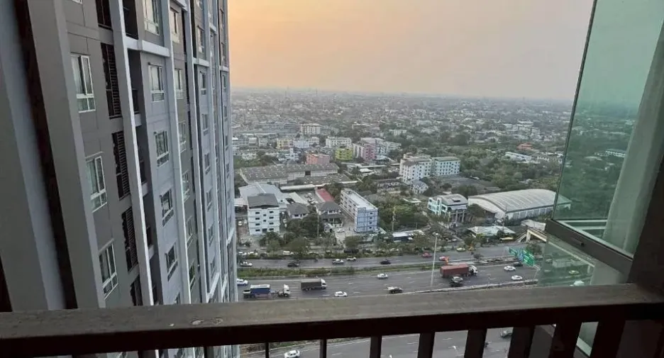 Wohnung zum Kauf mit 1 Zimmer in Bang Khae, Bangkok