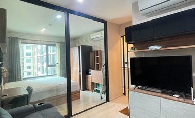 For sale 1 bed condo in Watthana, Bangkok