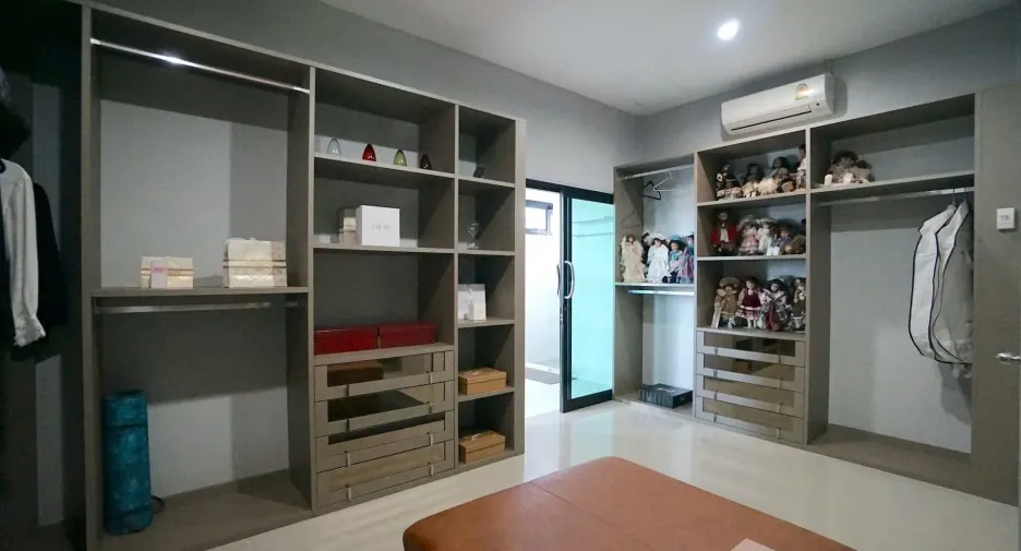 Haus zum Kauf mit 3 Zimmer in Bang Na, Bangkok