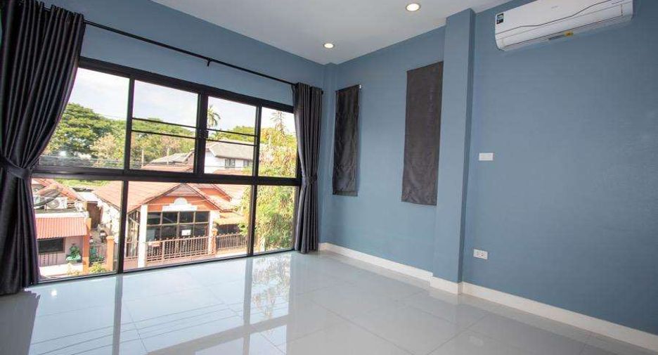 Casa en alquiler de 3 habitaciones en Mueang Chiang Mai, Chiang Mai