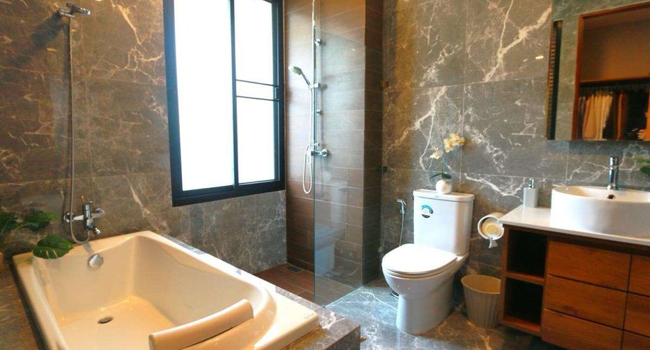 Haus zum Kauf mit 6 Zimmer in San Sai, Chiang Mai
