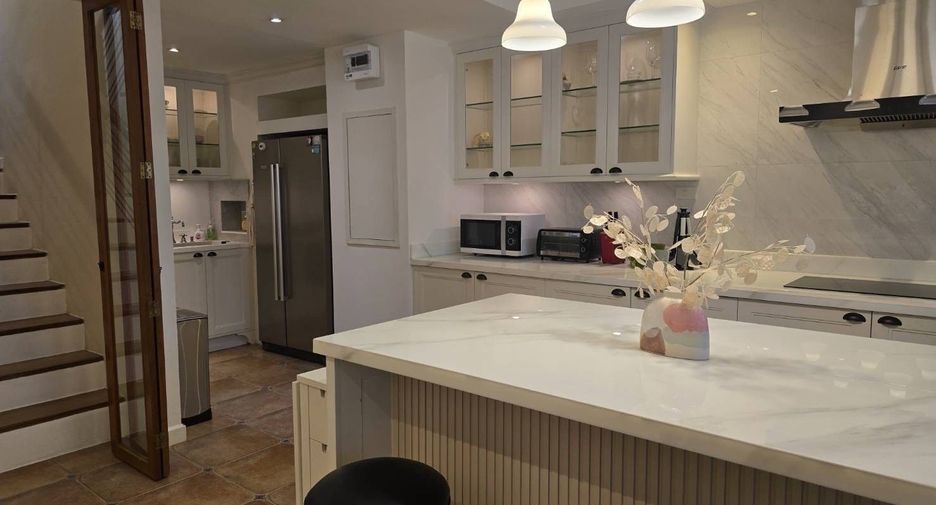 For rent 3 ベッドルーム house in Watthana, Bangkok