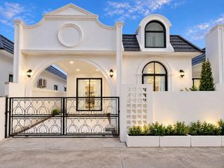 Продажа 3 спальни дом в Банг Ламунг, Чонбури