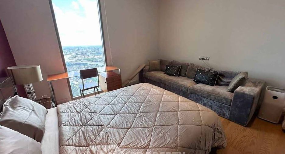 For rent 3 bedrooms condo in Khlong San, Bangkok