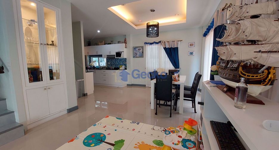 Casa en venta de 3 habitaciones en Bang Lamung, Chonburi