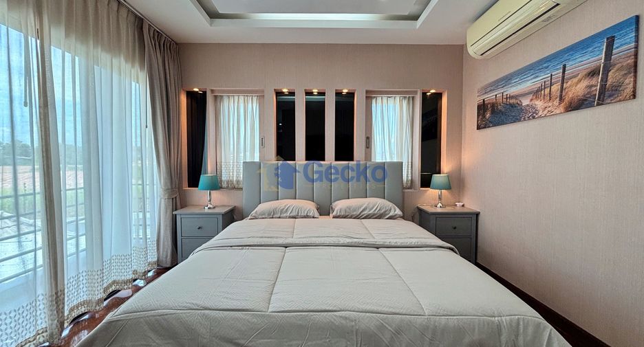 Casa en alquiler de 3 habitaciones en Bang Lamung, Chonburi