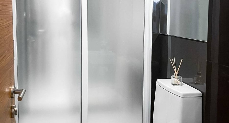 For rent 1 bed condo in Phaya Thai, Bangkok