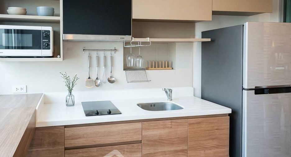For rent 1 bed condo in Phaya Thai, Bangkok