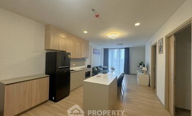 For rent 2 bedrooms condo in Ratchathewi, Bangkok