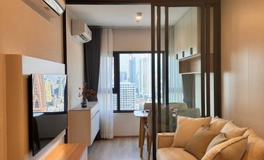 Condo en alquiler de 1 habitaciones en Khlong Toei, Bangkok