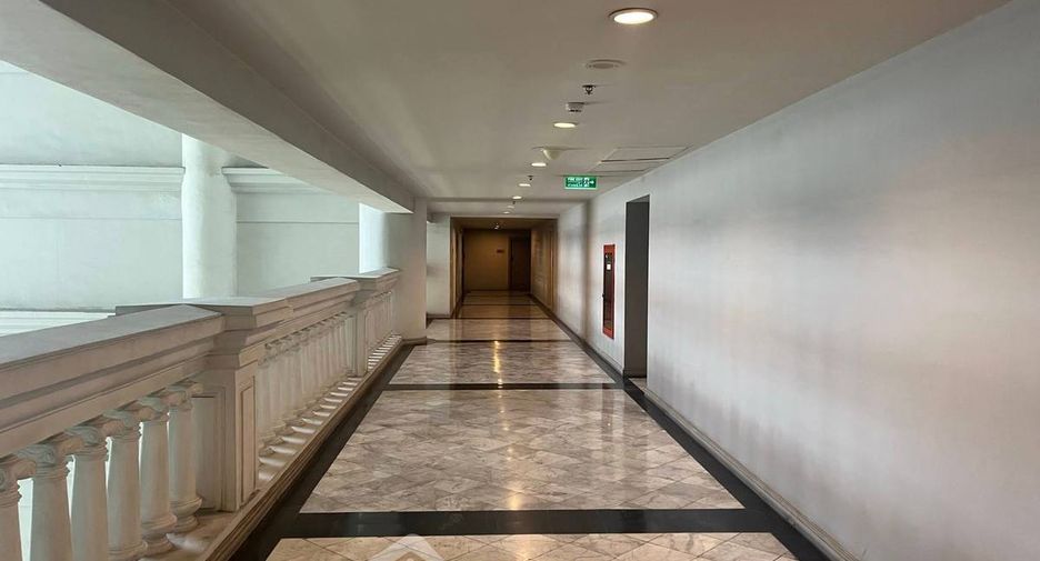 Condo en alquiler de 1 habitaciones en Bang Rak, Bangkok