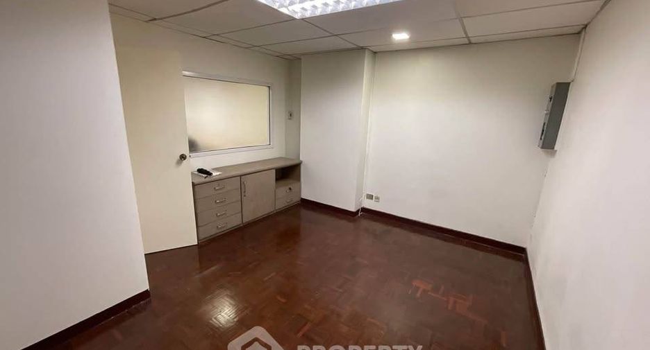出租 2 卧室 公寓 在 Bang Rak, 曼谷