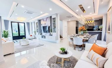 For rent 5 ベッドルーム house in Lat Krabang, Bangkok
