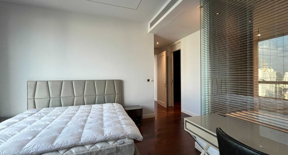 Wohnung zur Miete mit 3 Zimmer in Khlong Toei, Bangkok