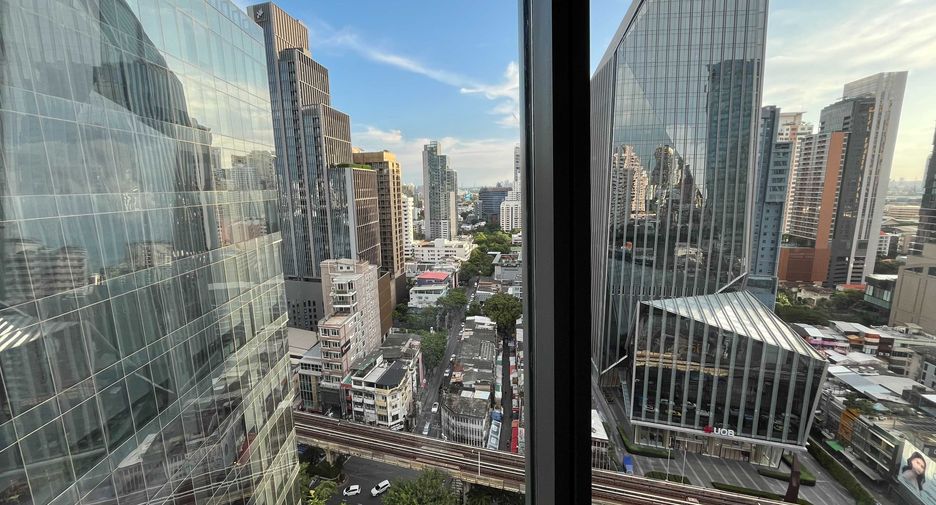Wohnung zur Miete mit 3 Zimmer in Khlong Toei, Bangkok