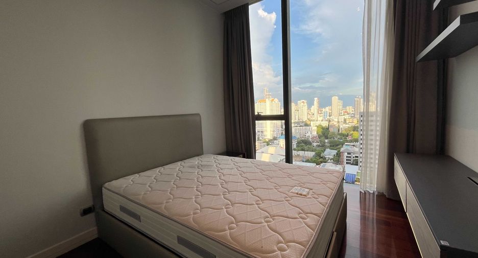 Wohnung zur Miete mit 3 Zimmer in Khlong Toei, Bangkok