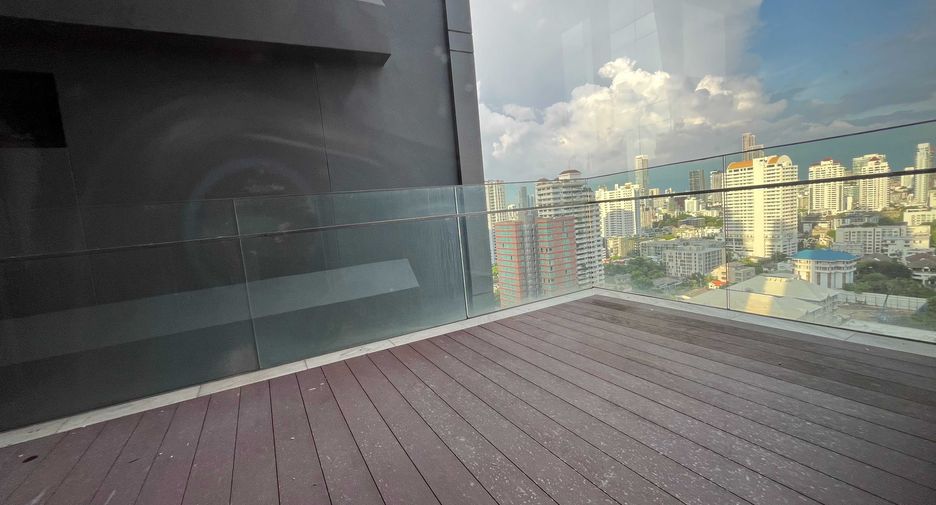 Wohnung zur Miete mit 3 Zimmer in Khlong Toei, Bangkok