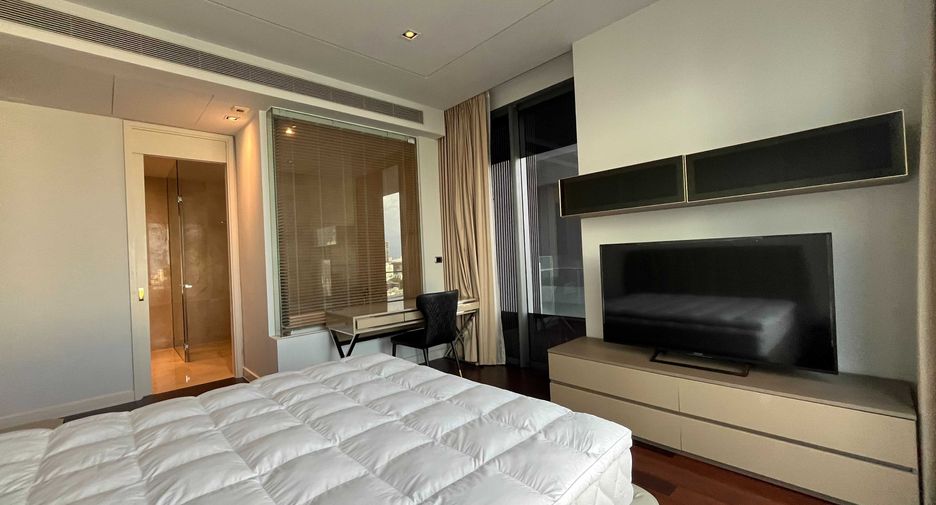 Wohnung zur Miete mit 3 Zimmer in Khlong Toei, Bangkok