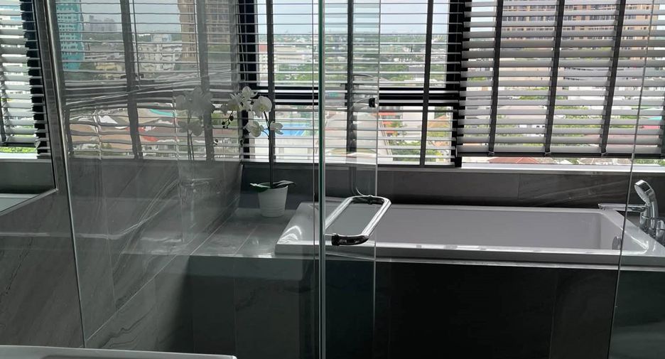 For rent 1 Beds condo in Khlong Toei, Bangkok