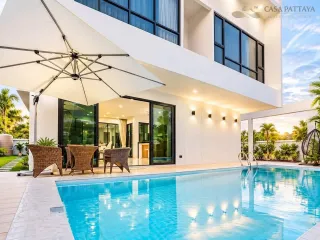 Villa en alquiler de 4 habitaciones en Bang Lamung, Chonburi