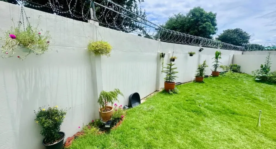 Продажа 3 спальни таунхаус в Huay Yai, Паттайя