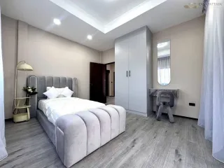 Villa en venta de 5 habitaciones en Bang Lamung, Chonburi