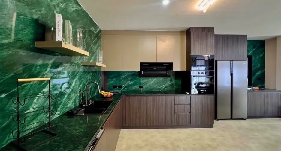 For sale 5 bedrooms villa in Bang Lamung, Chonburi