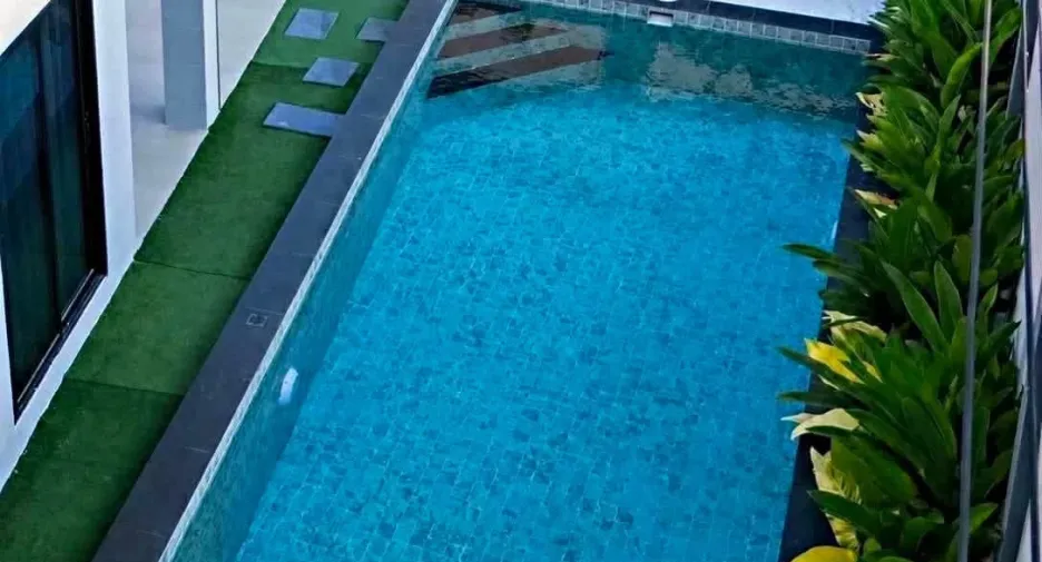 For sale 5 bedrooms villa in Bang Lamung, Chonburi