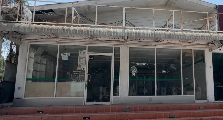 Gewerbefläche zum Kauf mit 4 Zimmer in Bang Lamung, Chonburi