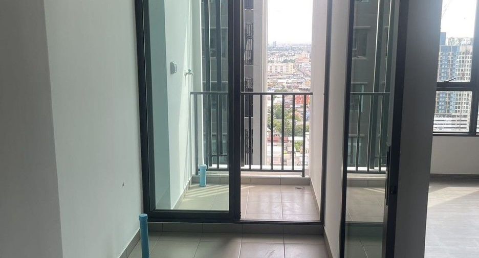 For sale studio condo in Chom Thong, Bangkok