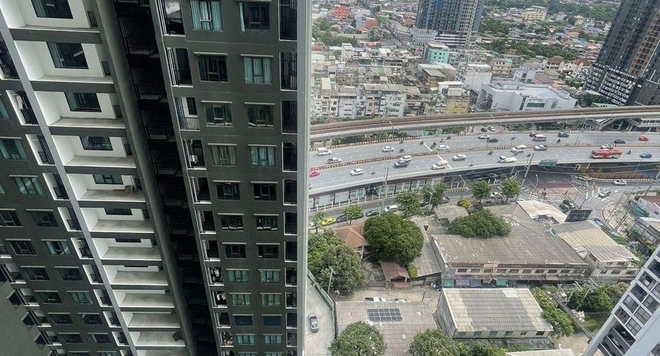 For sale studio condo in Chom Thong, Bangkok