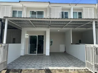 Reihenhaus zur Miete mit 3 Zimmer in Mueang Chiang Mai, Chiang Mai