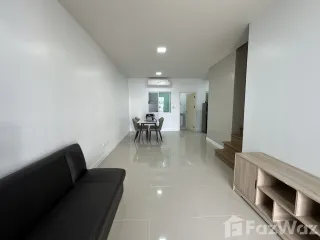 Reihenhaus zur Miete mit 3 Zimmer in Mueang Chiang Mai, Chiang Mai