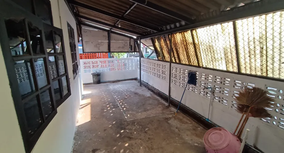 For rent 4 bedrooms house in Mueang Khon Kaen, Khon Kaen